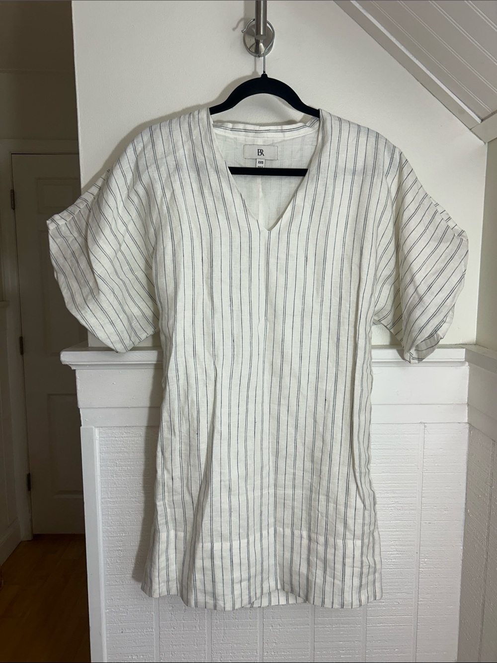 Banana Republic Striped Linen Dress size XXS , like new!